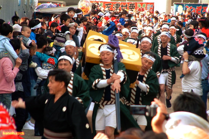 三条まつり15日、舞い込み