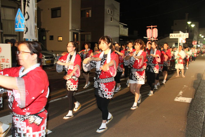 民謡流し「吉田ばやし」