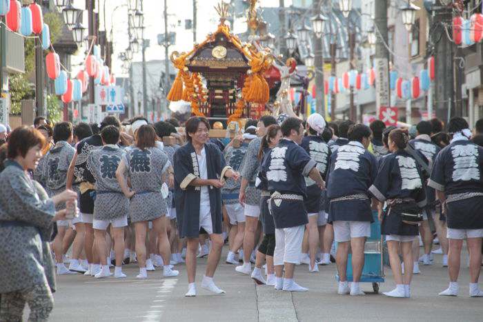 1000人みこし