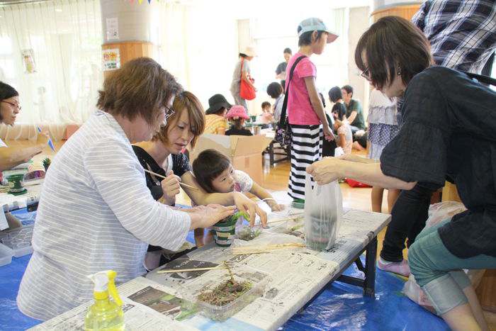 「こどもの森」もにぎわう