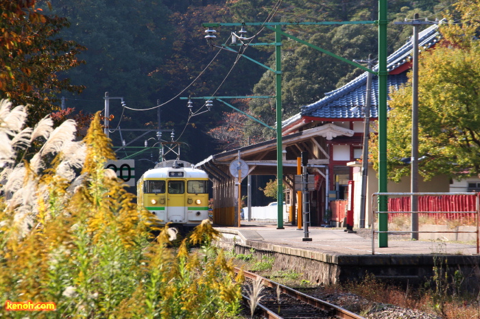 JR弥彦駅