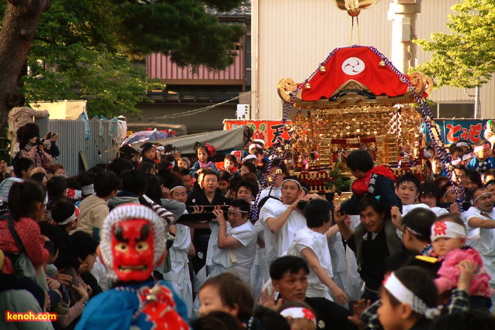 三条まつり15日、舞い込み