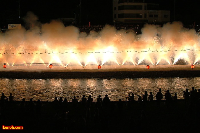 第24回加茂川夏祭り／噴水花火