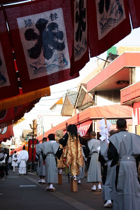 16日の大祭・大名行列