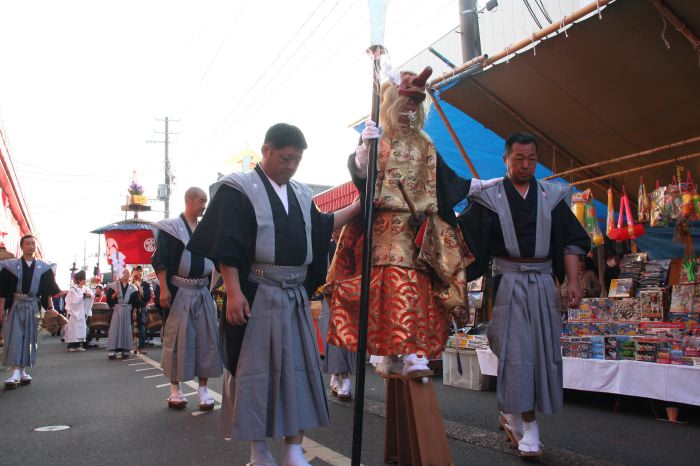 16日の大祭・大名行列