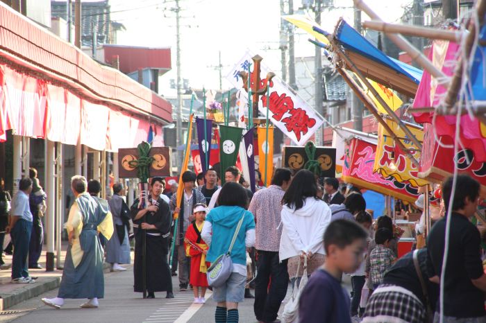 16日の大祭・大名行列