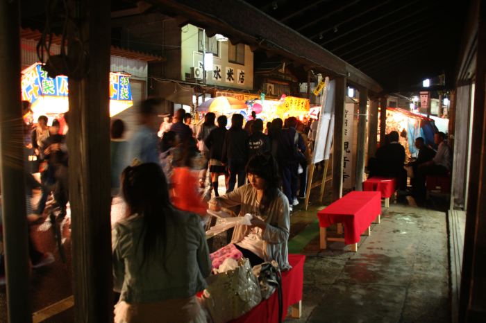 燕市・吉田天満宮祭礼の宵宮