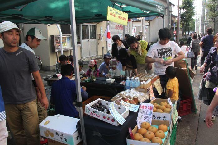 神明町交番前