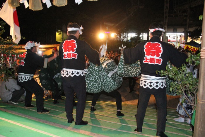 上横町神楽保存会が獅子神楽奉納