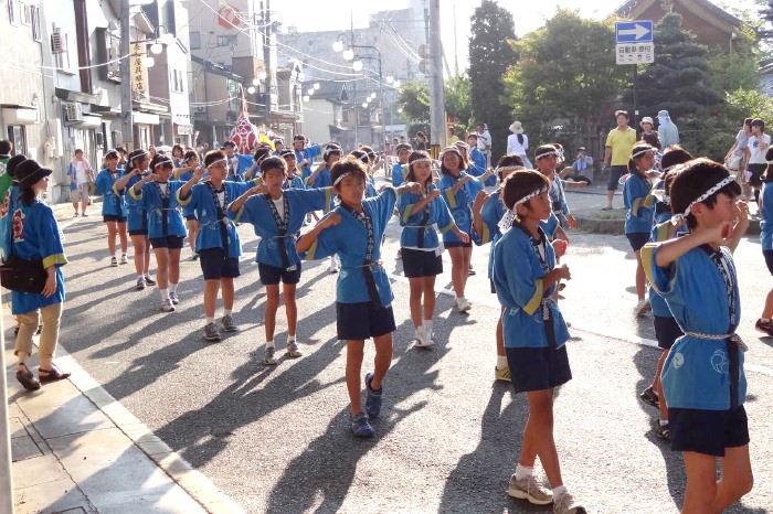 凧ばやし踊りパレード、一ノ木戸小学校