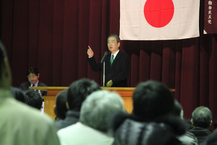 金子恵美氏の個人演説会で鴨下一郎氏が応援＠三条市厚生福祉会館