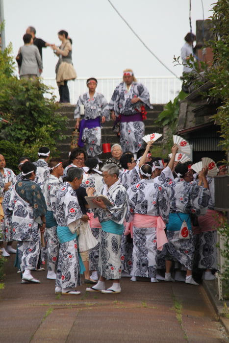 木場小路万灯組の門付け