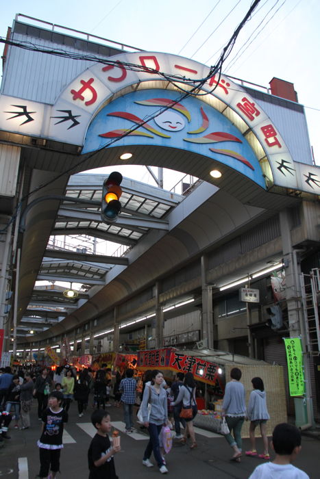 来年の夏祭りには無くなっているであろうアーケード