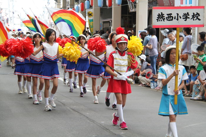 交通安全・音楽パレード　燕西小学校