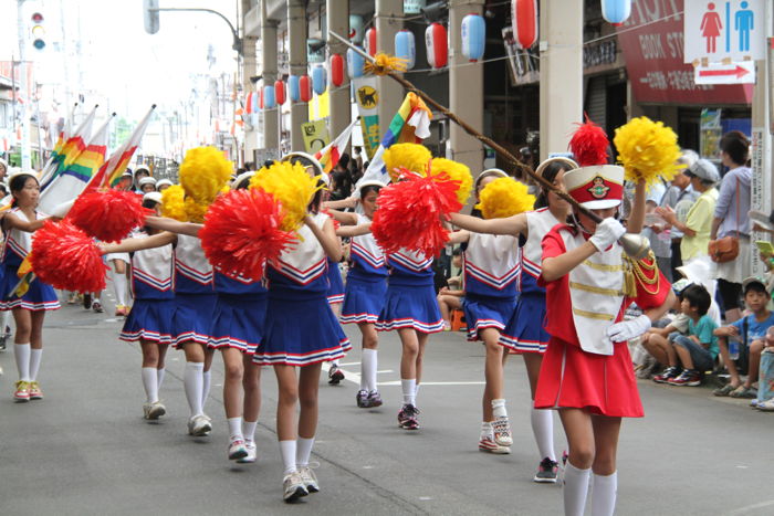 交通安全・音楽パレード　燕西小学校