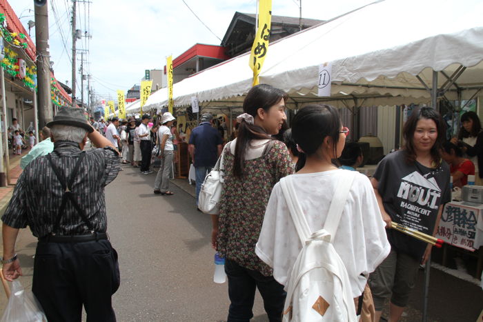 商店街メーンストリート