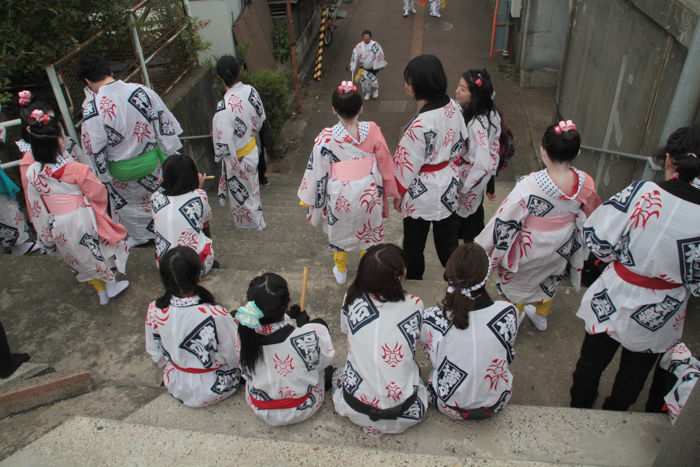 保食神社前