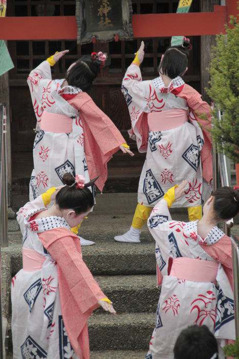 保食神社前