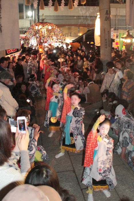 木場小路万灯組が戸隠神社で下座