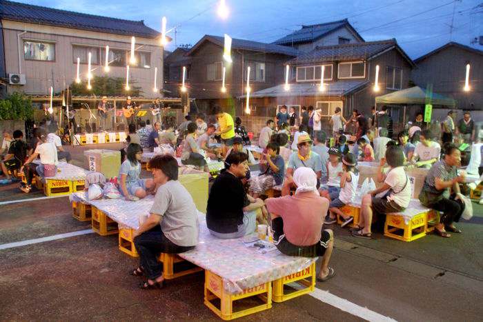 一ノ木戸商店街の夜店市