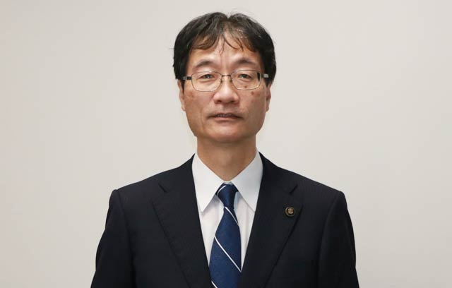 4期目を目指して市長選立候補を表明した鈴木市長