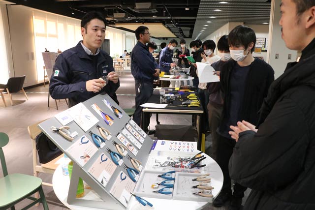 ujbp[̓vɃjbp[𐻑鉍O6ЂoW@Osŏ߂Ắujbp[FES!v