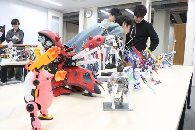 プラモデルの展示も