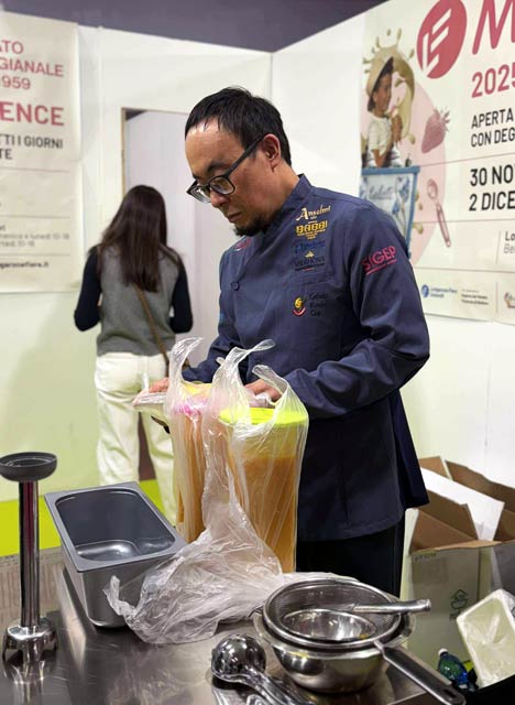 �W�F���[�g�𐻑����鍲�v�Ԃ���