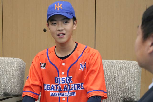 �u��23��S�����w���s���{���΍R�싅��� in �ɓ��v�ŗD���̐V�����I���ŃG�[�X�Ƃ��Ċ��􂵂���䔹����