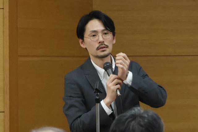 �����̐l�ލ̗p�E�l���Z�~�i�[�ōu������u�t�̓R�N��(��)�̎Г���匤���@�ցu���[�N�X�^�C���������v�̎R�������Y����