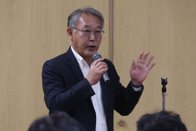 �u�n��̐l����@���v�̎R���\