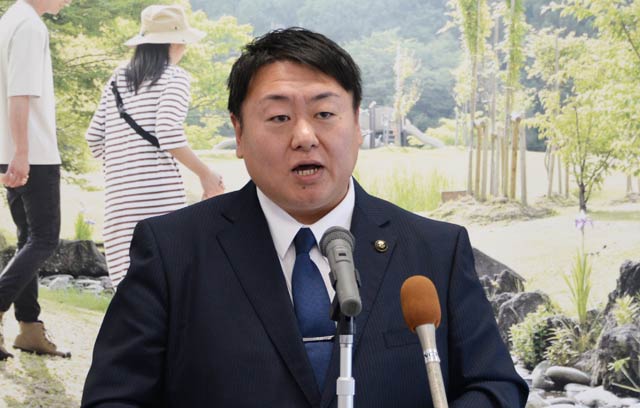 ���쉍�s���̒��L�҉