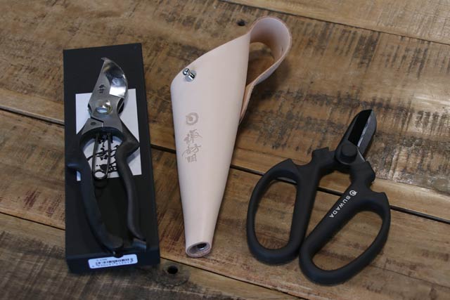 「福 FUKU ガーデニングセット」SUWADA 剪定鋏 200mm、SUWADA専定用ホルスター、SUWADA フラワーシザース