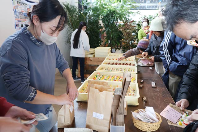 �`���R����̔�����cꎂ���