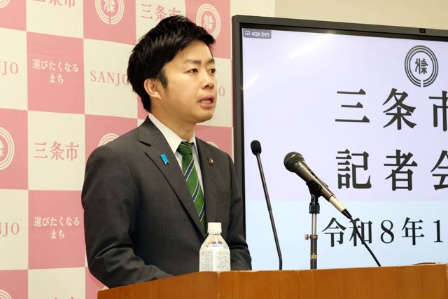 �O���s�͂��Č��𔭍s�����ɕ��������΍�����{�A�q��Đ��тƐ����������тւ̒��ڎx����N�x����