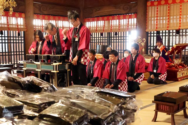 本成寺でイオンの恵方巻きの焼きのりの祈願