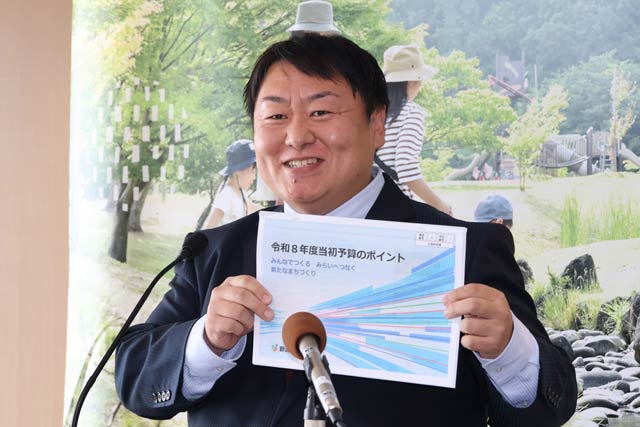 ���s�E�ߘa8�N�x�����\�Z�𔭕\�@����s���̏��߂Ă̗\�Z�Ґ��@��ʉ�v�͑O�N�x��1.8%����483.5���~�őO�N�x�Ɏ����K�͂�