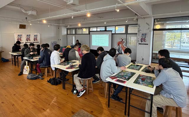 県内外から15人が参加したエントリーした匠の守護者TCG大会