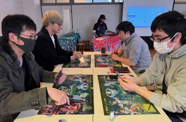 ���O�𔭂̃g���[�f�B���O�J�[�h�Q�[���u���̎��ҁv�@���̑S�N��ΏۂƂȂ�TCG�����J��