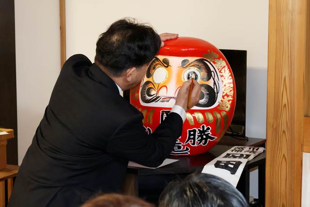 ����܂̖ړ�������鉪�c��