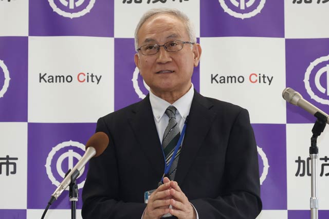 ���Ύs�������{�ݍĕ҃A�N�V�����v��������@�������w�Z�����ɖ�5��8000���~�@�@���H�Z���^�[�V�݂�Z�̐������̉�