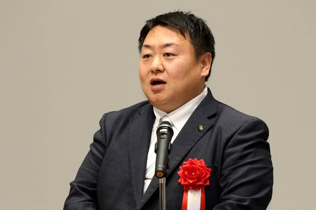 ���쉍�s��