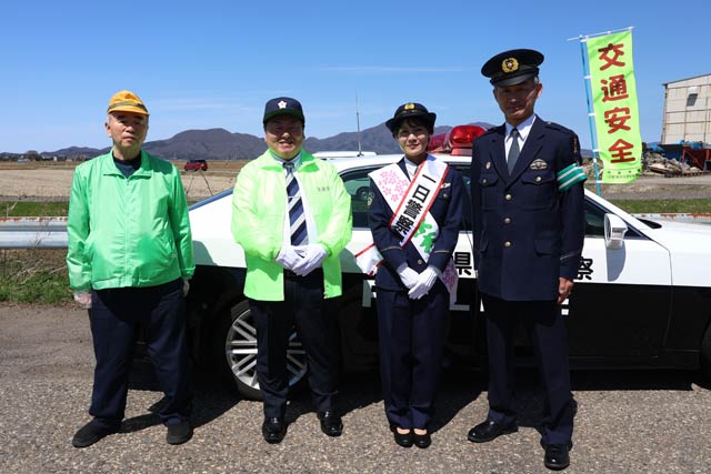 �����牍�s��ʈ��S����E�����F���A�����㉍�s���A�������v�̐{�c�^�R������A�֗z�ꉍ����