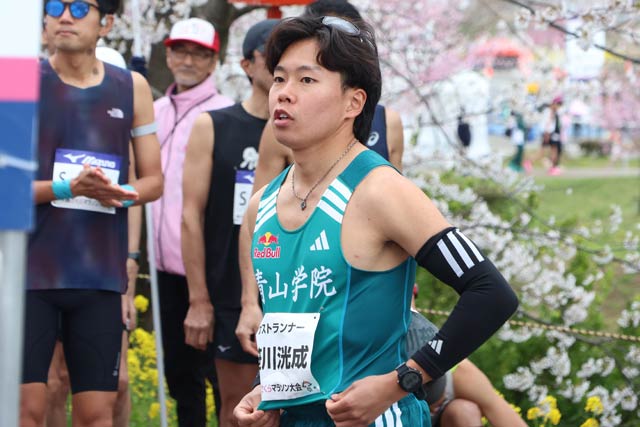 �Q�X�g�����i�[�̉��s�o�g�ŐR�w�@��w���㋣�Z���̍��쟩���I��