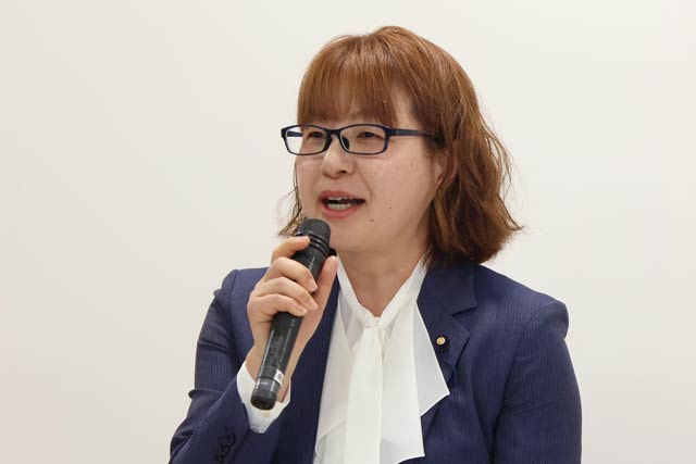 �g�����c