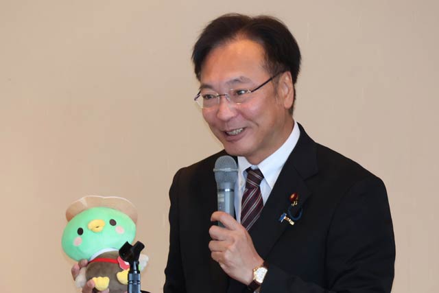 ����E�l�O�@�c��